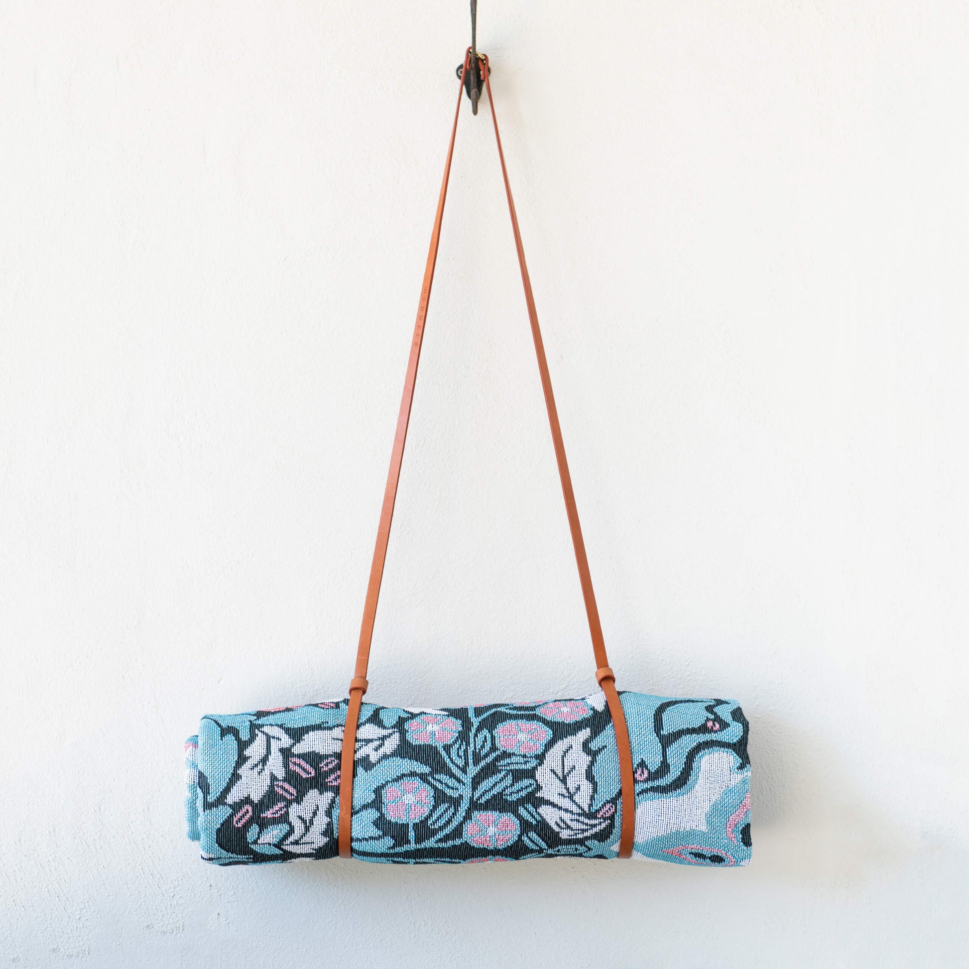 picnic rug carry strap